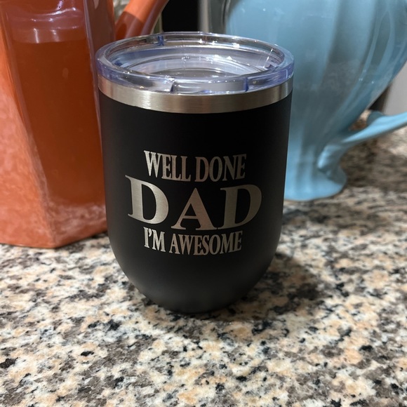 New In Box Well Done Dad I’m Awesome Wine Mug - Picture 3 of 5
